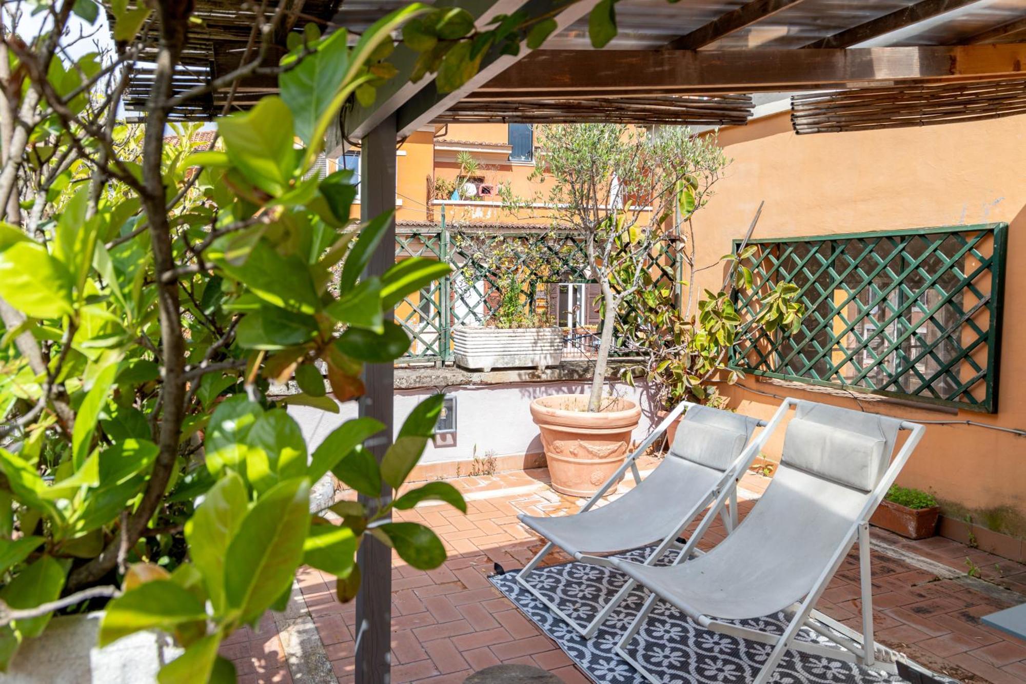 Your Trastevere Terrace Apartment Rome